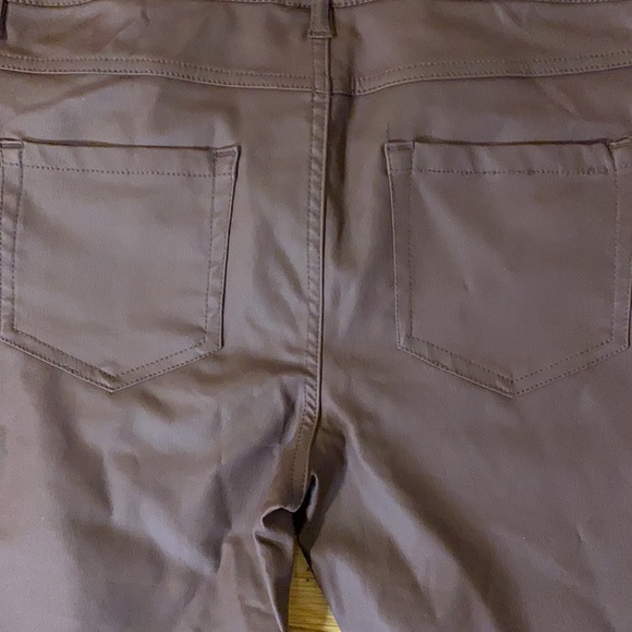 Coated Burgundy Suko jeans. Leatherette material. Size 6. - Picture 3 of 6